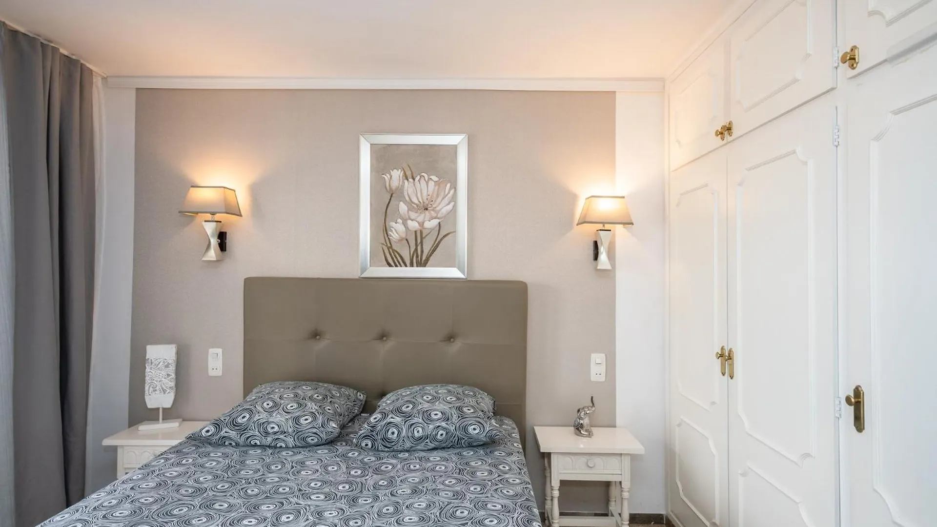 Apartamentos Mila Empuriabrava Hiszpania